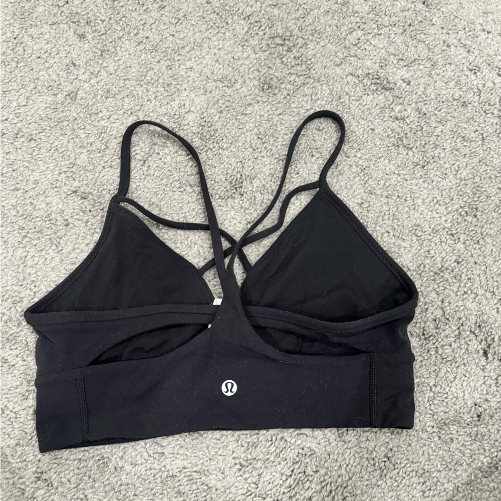 Lululemon sports bra (size 8) - great condition